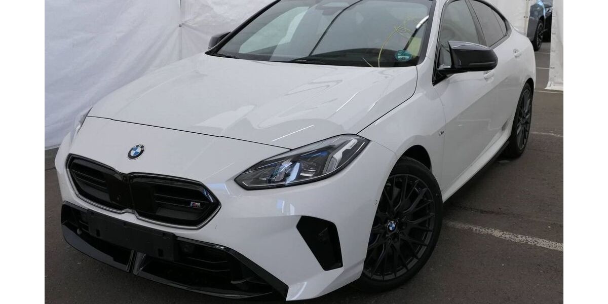 BMW M235 22.419 km 41.840 &euro; Marl 45770