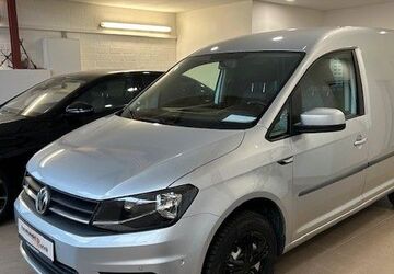 VW Caddy 158.000 km 9.500 &euro; Waltrop 45731