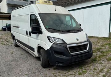 Peugeot Boxer 278.000 km 8.300 &euro; Recklinghausen 45665