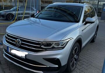VW Tiguan 62.000 km 22.999 &euro; Bochum 44791
