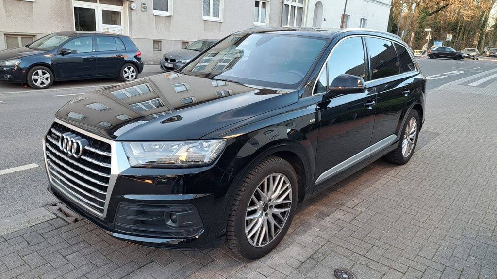 Audi Q7 86.000 km 38.990 &euro; Recklinghausen 45661