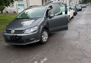 VW Sharan 78.000 km 26.450 &euro; MARL 45768