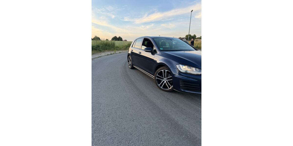 VW Golf 193.000 km 12.999 &euro; Recklinghausen 45661