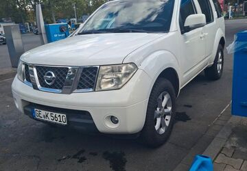 Nissan Pathfinder 337.000 km 5.850 &euro; Gelsenkirchen 45888