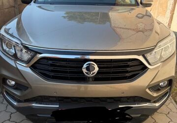 SsangYong REXTON 212.000 km 13.200 &euro; Recklinghausen 45665