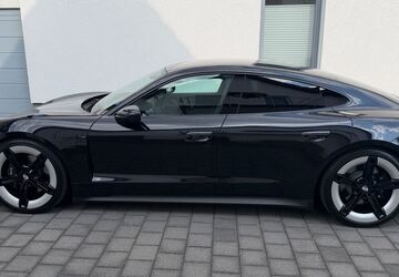Porsche Taycan 45.000 km 82.000 &euro; Lünen 44532