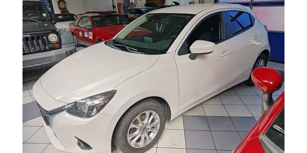 Mazda 2 114.000 km 7.590 &euro; Recklinghausen 45659