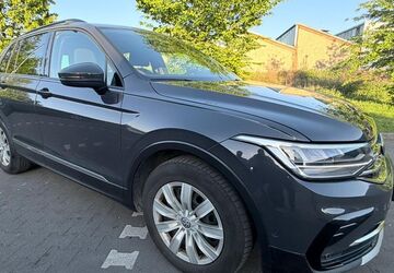 VW Tiguan 93.500 km 21.290 &euro; Dortmund 44139