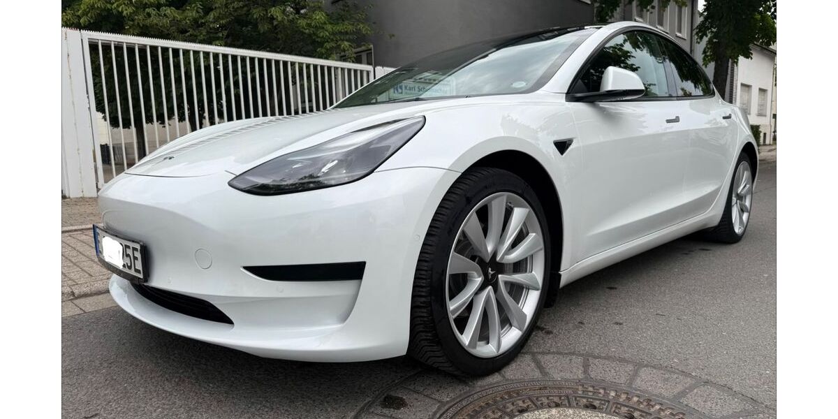 Tesla Model 3 55.000 km 24.290 &euro; Essen 45356