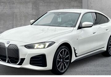 BMW i4 4.999 km 49.990 &euro; Recklinghausen 45659