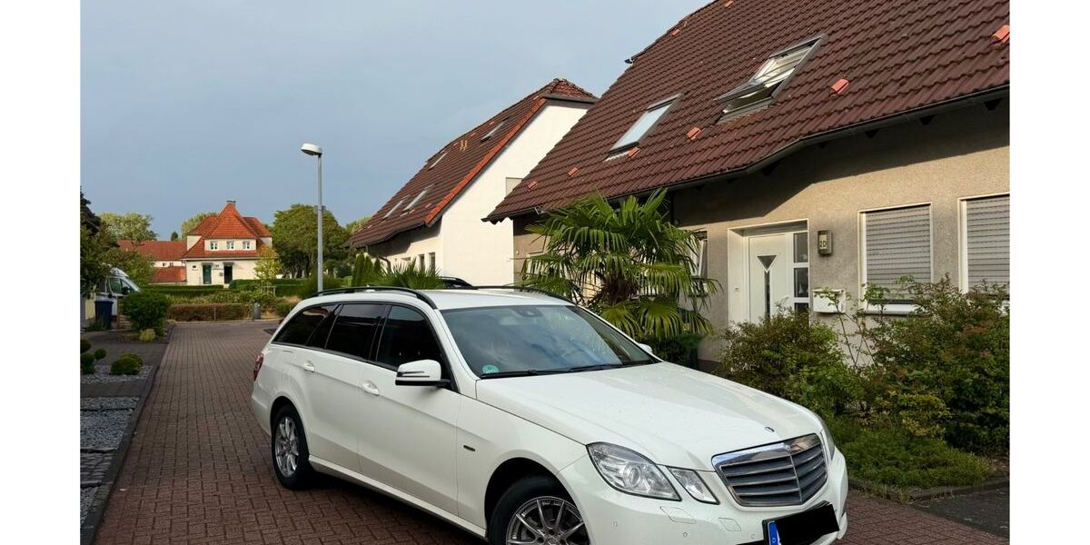 Mercedes-Benz E 220 127.545 km 7.900 &euro; Gladbeck 45964