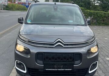 Citroen Berlingo 100.338 km 8.990 &euro; Dortmund 44339